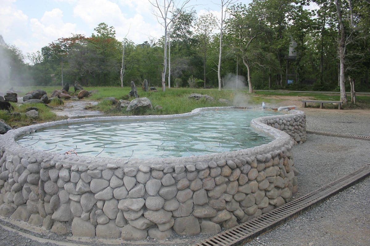 hot spring bath in San Kamphaeng