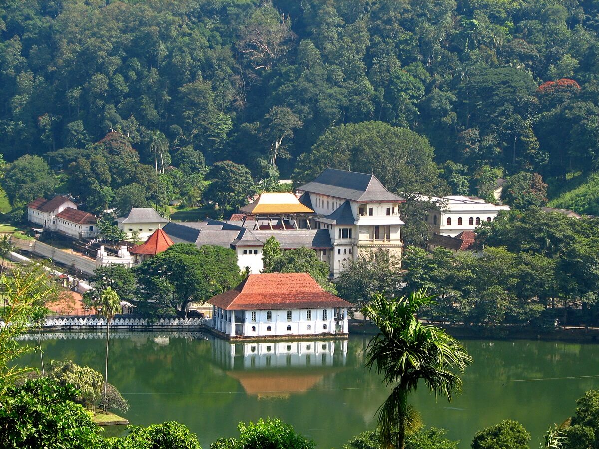 Kandy Templo del Diente, Sri Lanka