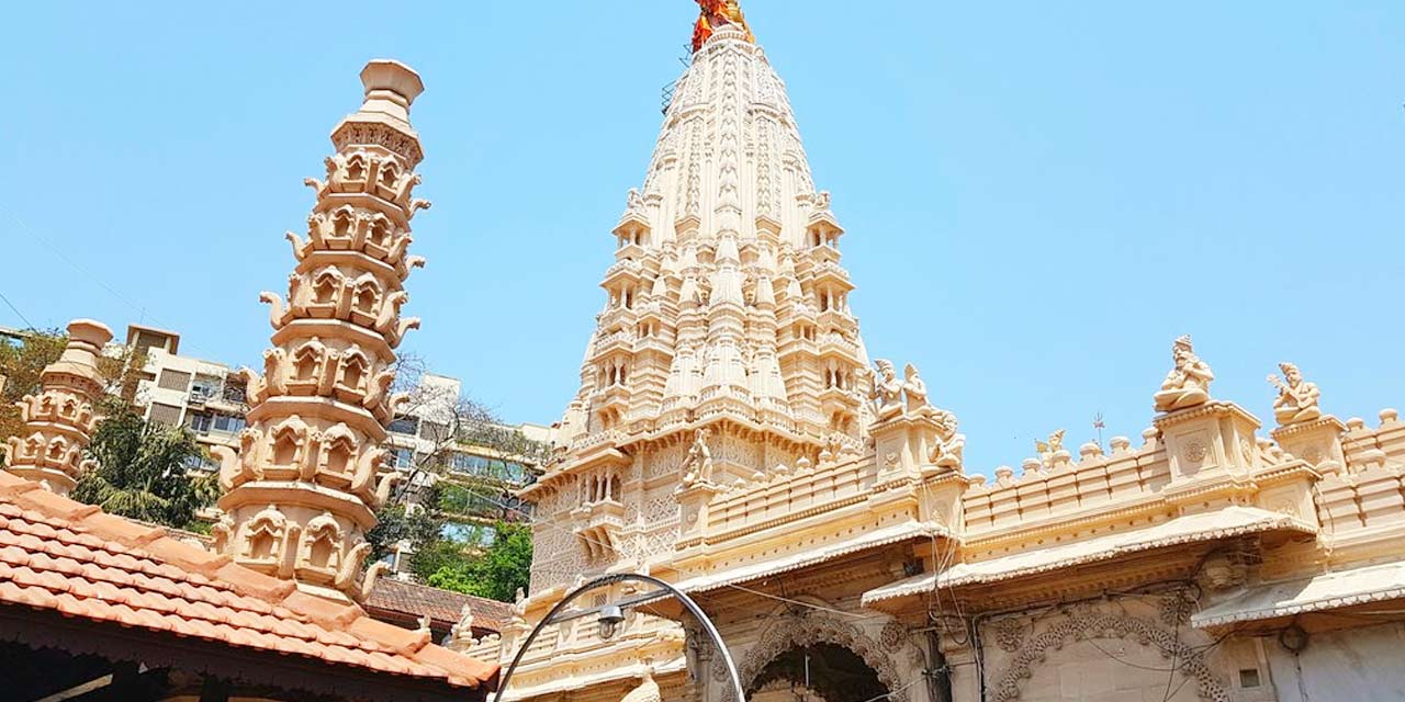 Babulnath Temple in Mumbai.