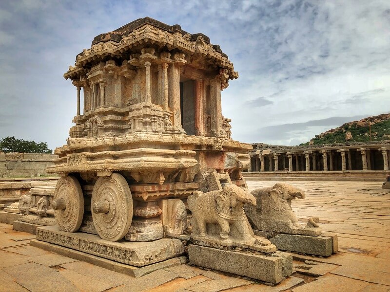 Stone_Chariot,_Hampi