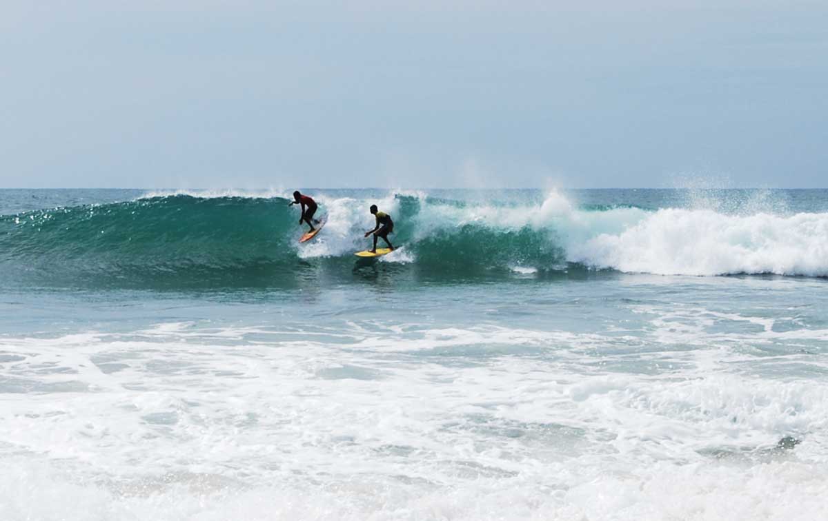 Sri Lanka Head to Arugam Bay for surfing