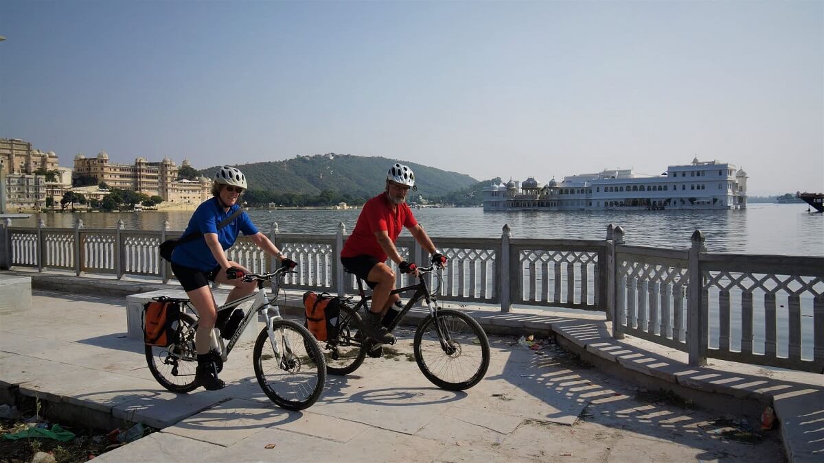 Viaje del ciclo a de las viejas veredas de Udaipur