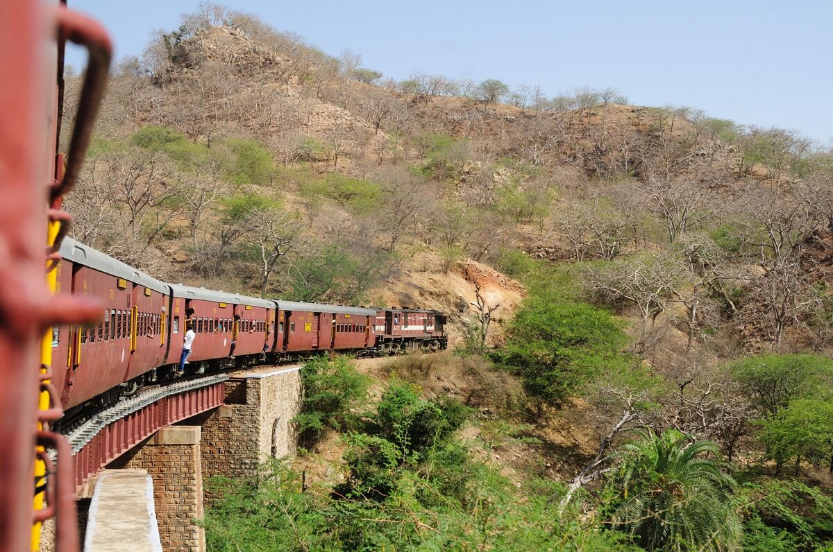 viaje a rajasthan en un tren local