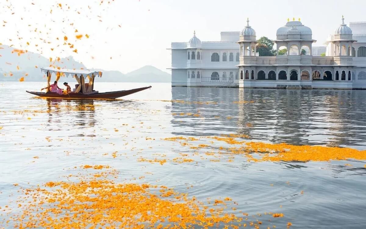 Lake Pichola, Udaipur, Rajasthan