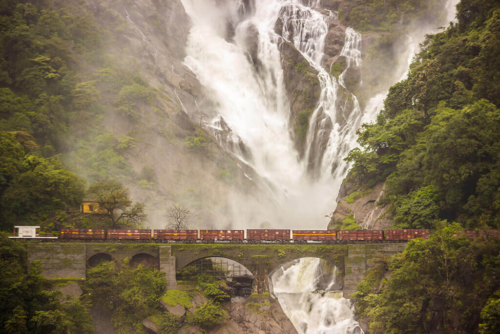 Cataratas Dudhsagar, Goa