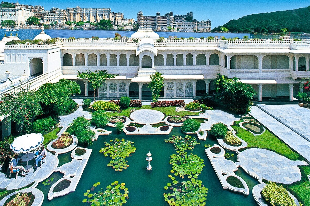 Taj Lake Palace Udaipur hotel