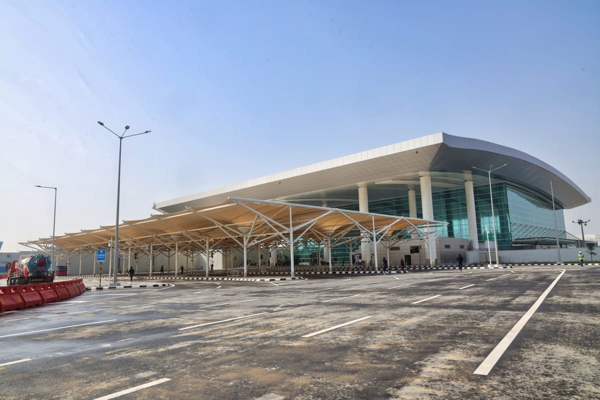 Delhi-Airport-Arrival-Terminal-At-T1-3185394480