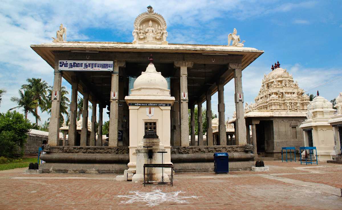 Pondicherry Auroville Ashram 