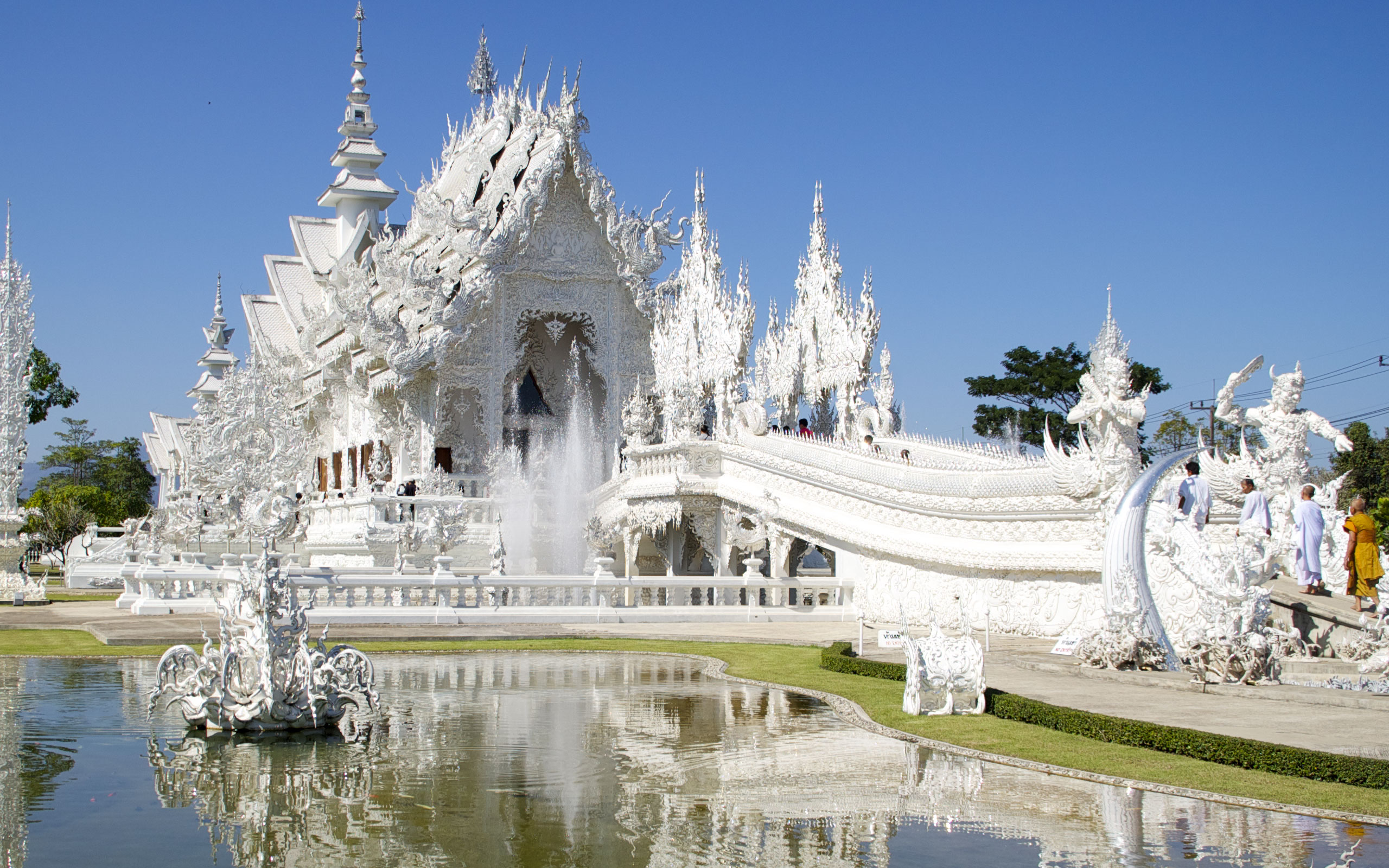 Thailand White-Temple-Chiang-Mai