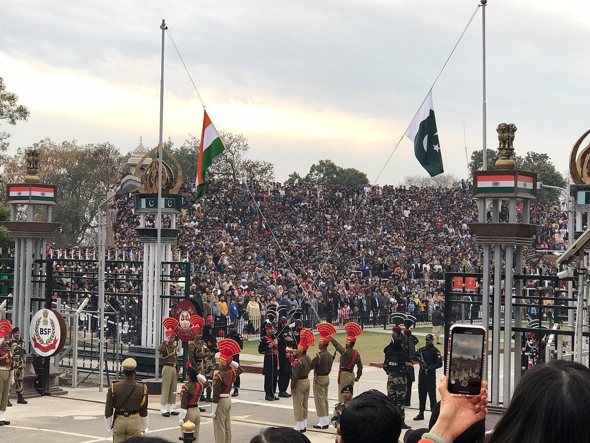 Encuentra el Wagah Border