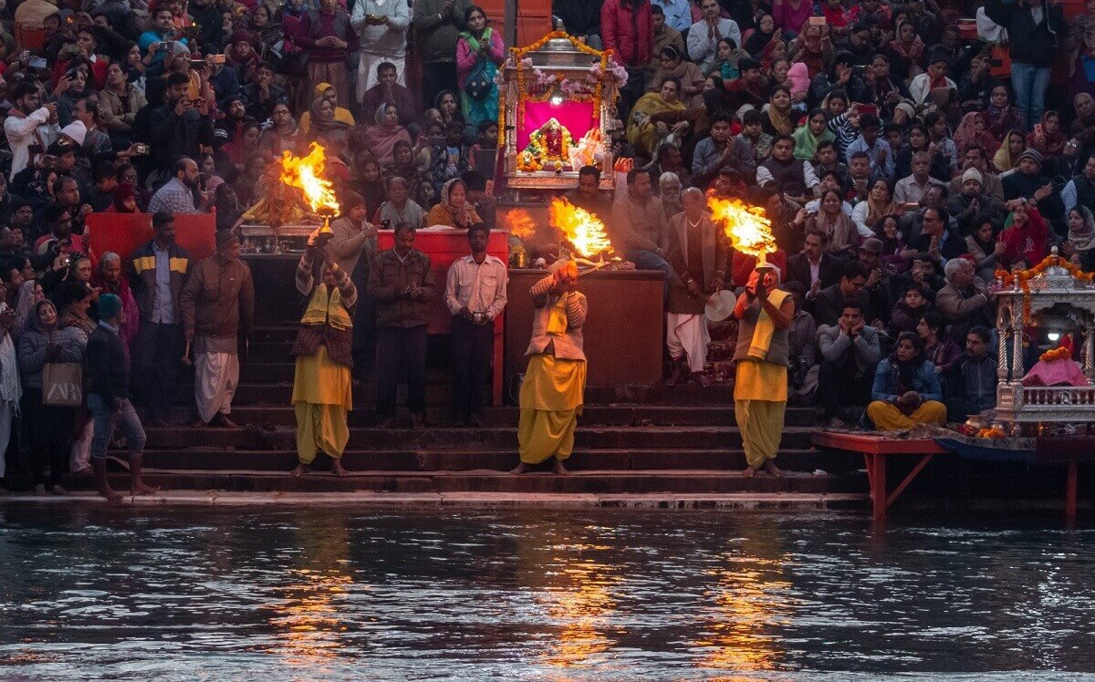  Aarti Experience from Water