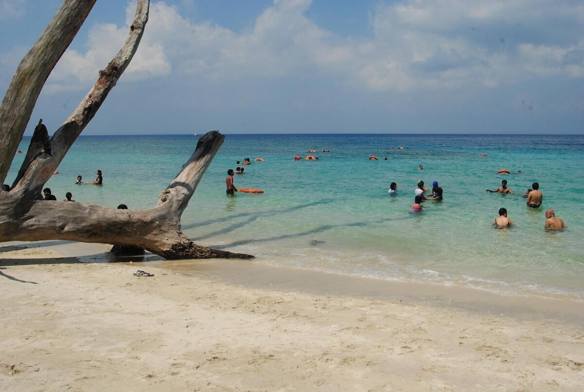 Isla Havelock: Paraíso de Playas y Aventura Submarina