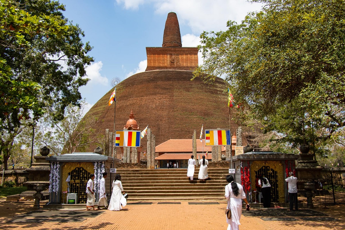 Anuradhapura: La Ciudad Sagrada