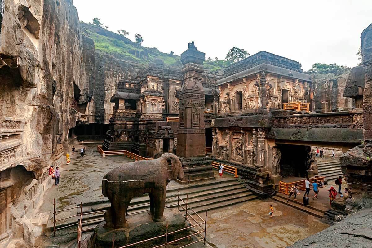 Cuevas de Ellora Maharashtra (Trece Templos Jaina)