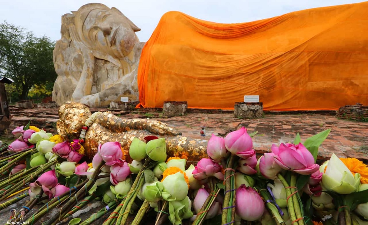 Wat Lokaya Sutha - Ayutthaya