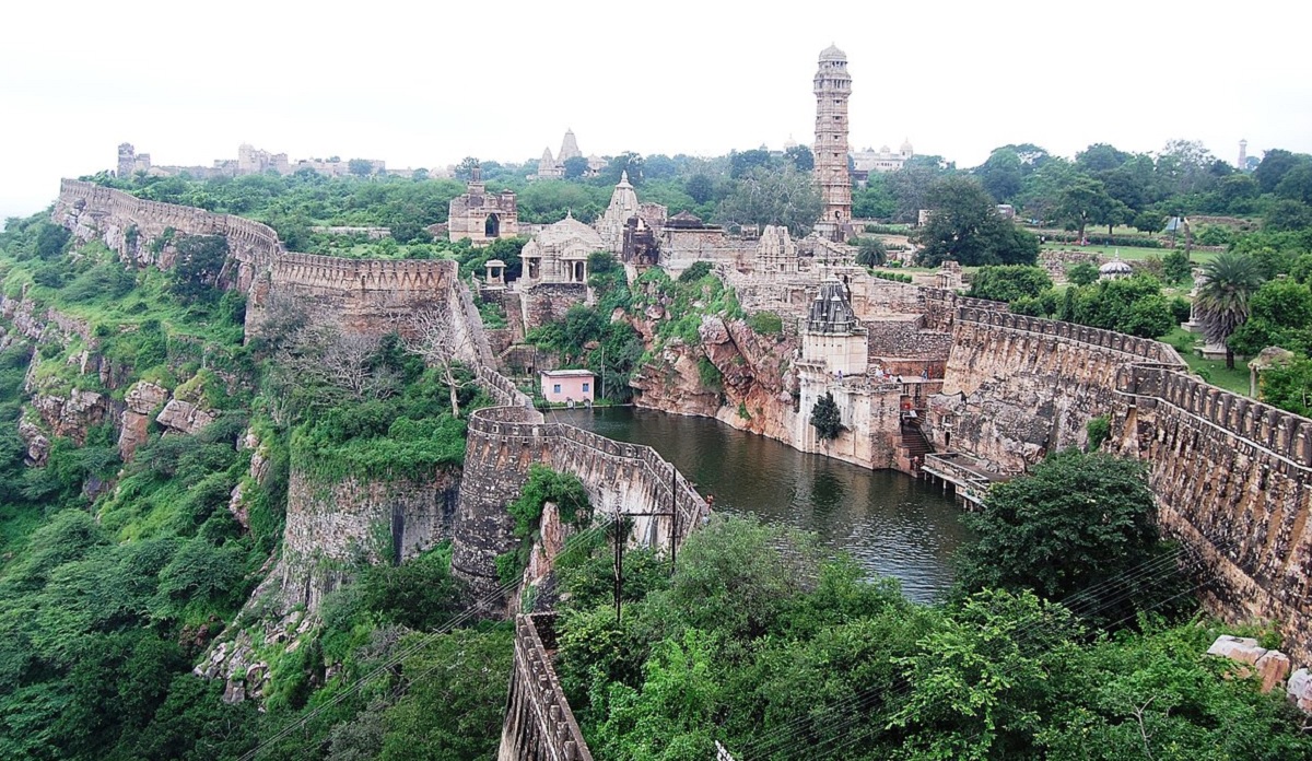 Fuerte de Chittorgarh: La Fortaleza de la Valentía