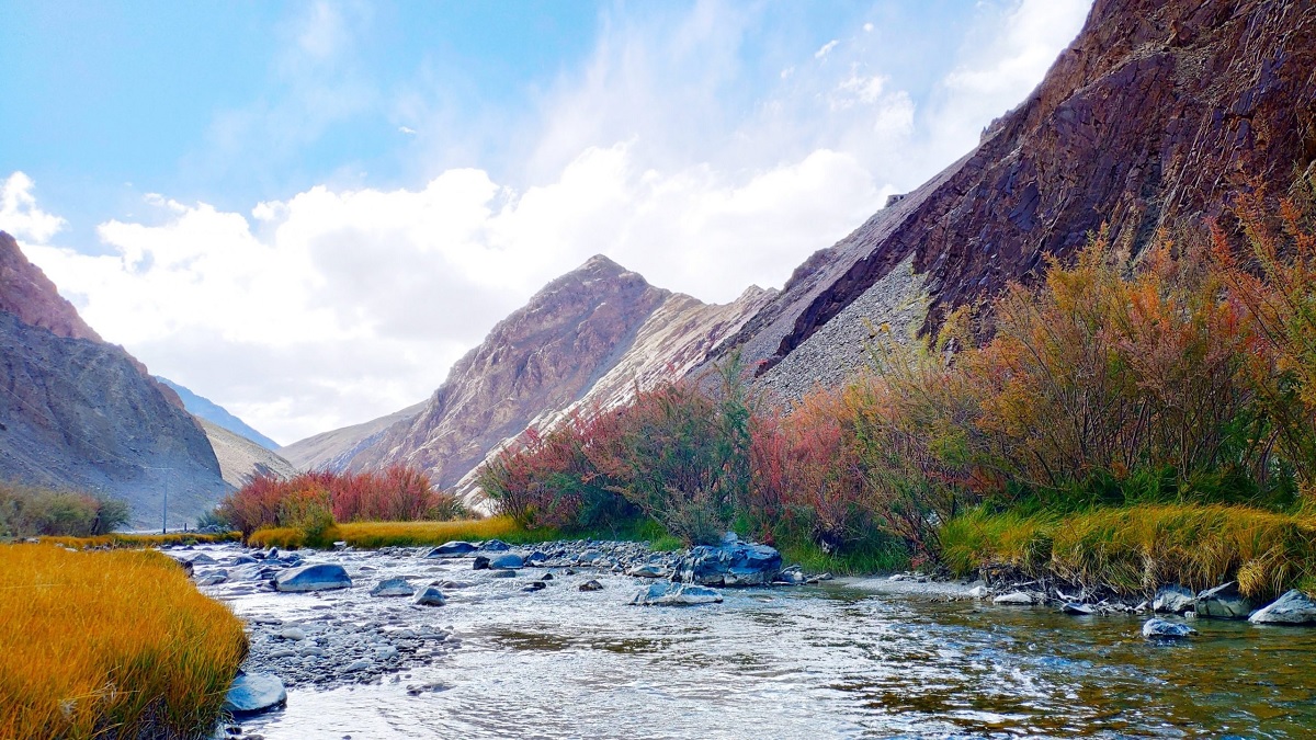 Udhampur: Entre Montañas y Ríos